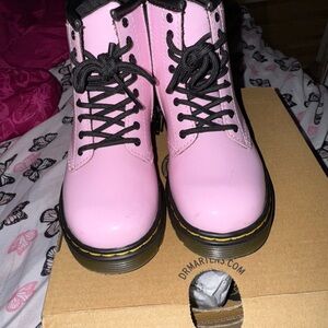 Toddler girl pink Dr.Marten boots